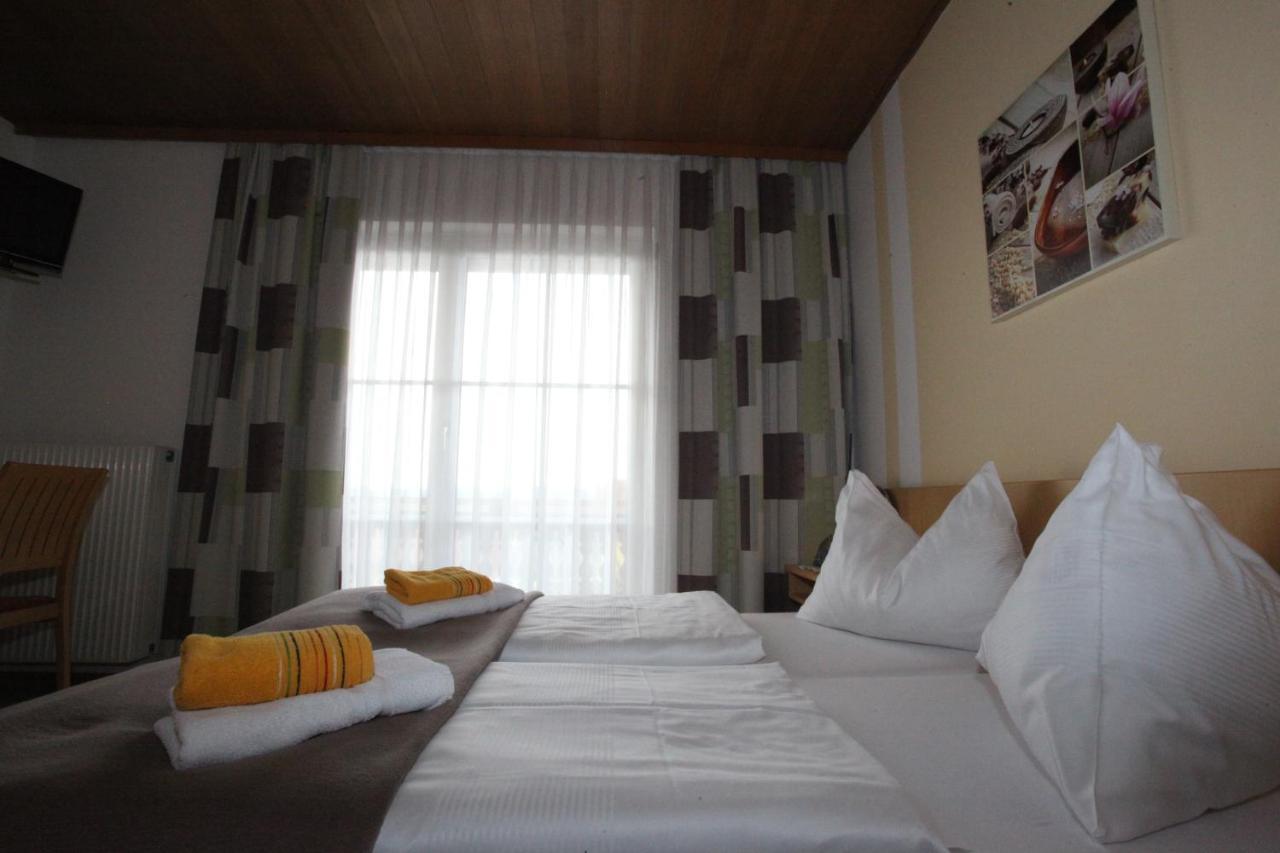 Hotel & Fruehstueckspension Raabtal Feldbach  Buitenkant foto
